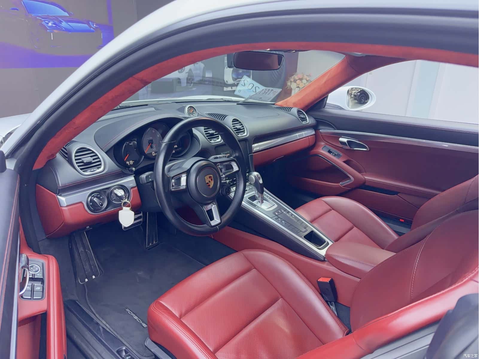 Porsche Cayman, 2018 7