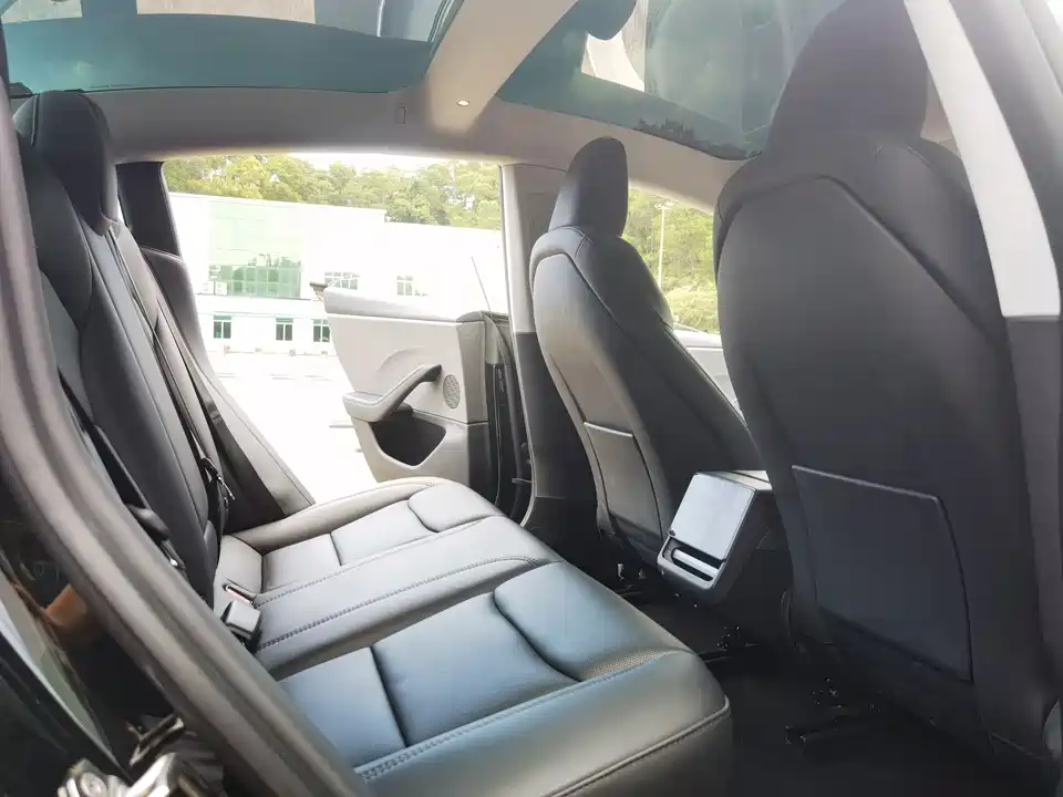 Tesla Model 3 Tesla Model 3