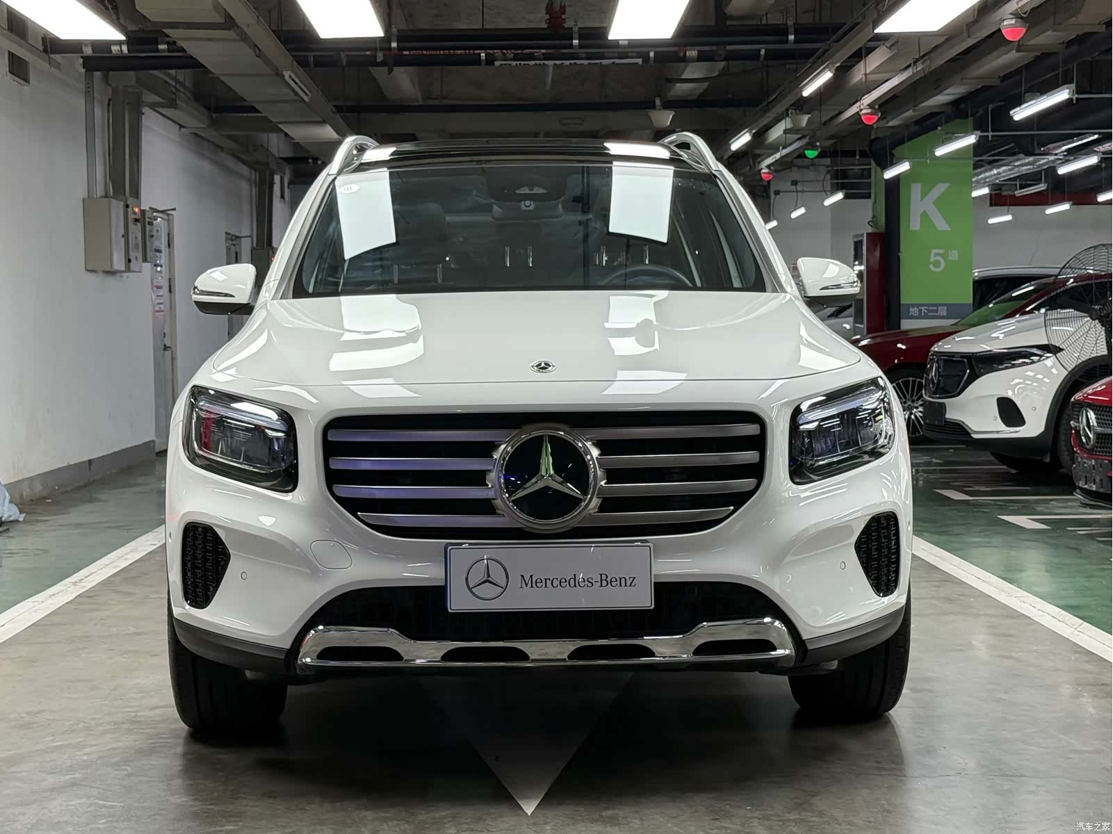 Mercedes-Benz GLB, 2024 3