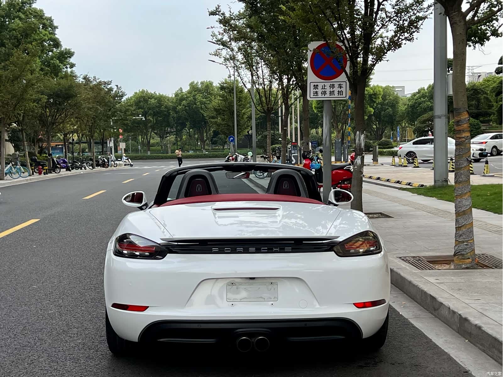Porsche Boxster, 2020 11