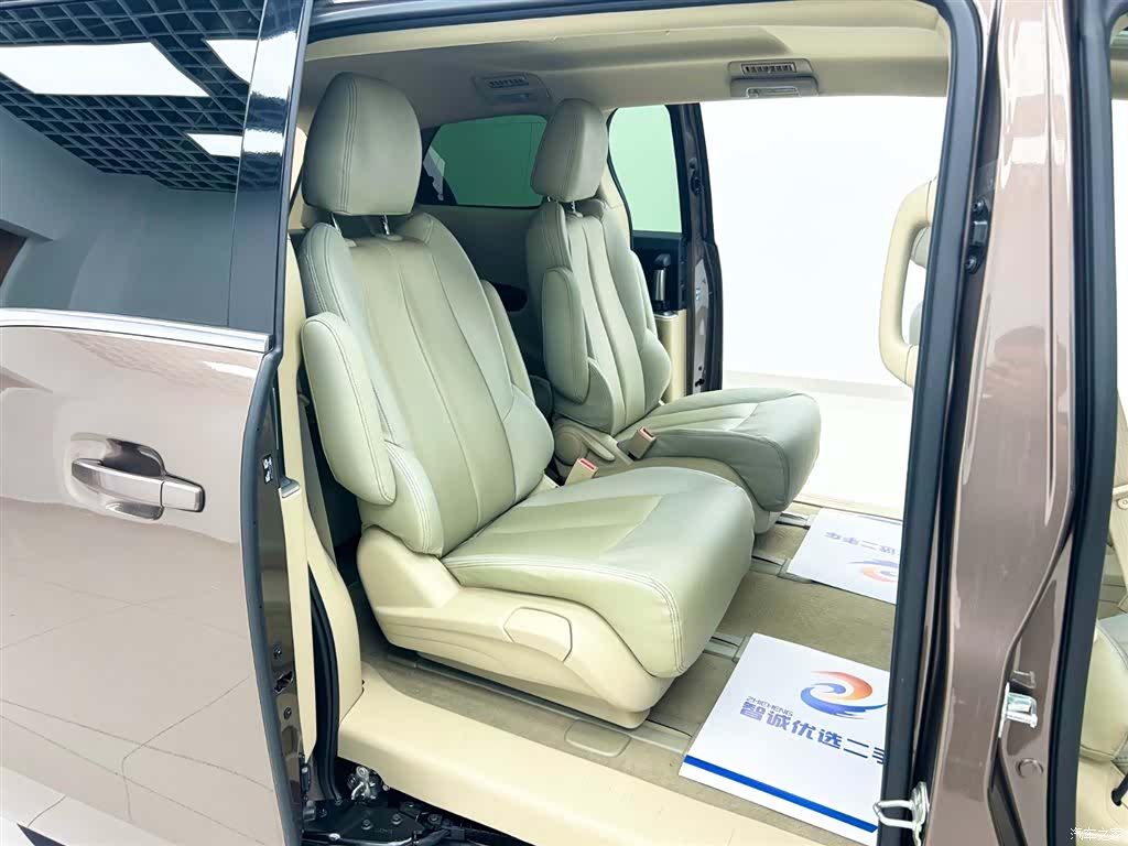 Buick GL8, 2016 14