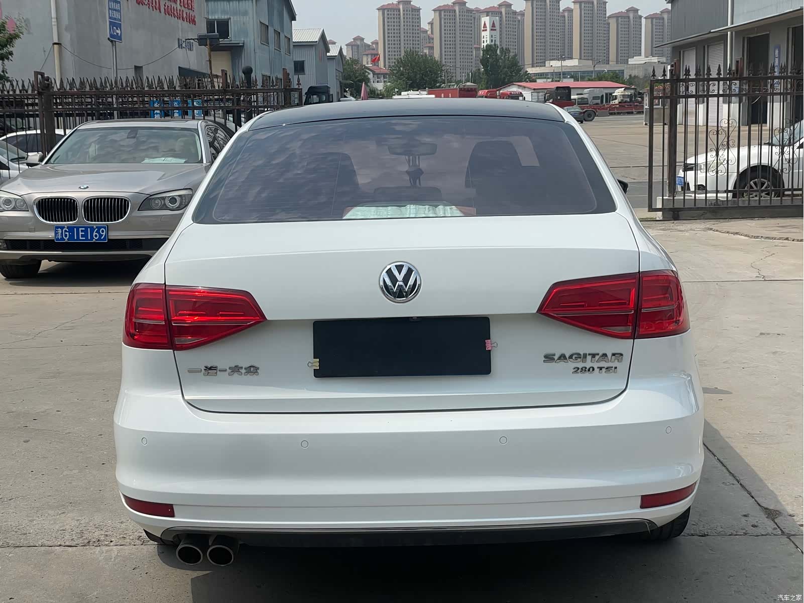 Volkswagen Sagitar, 2018 11