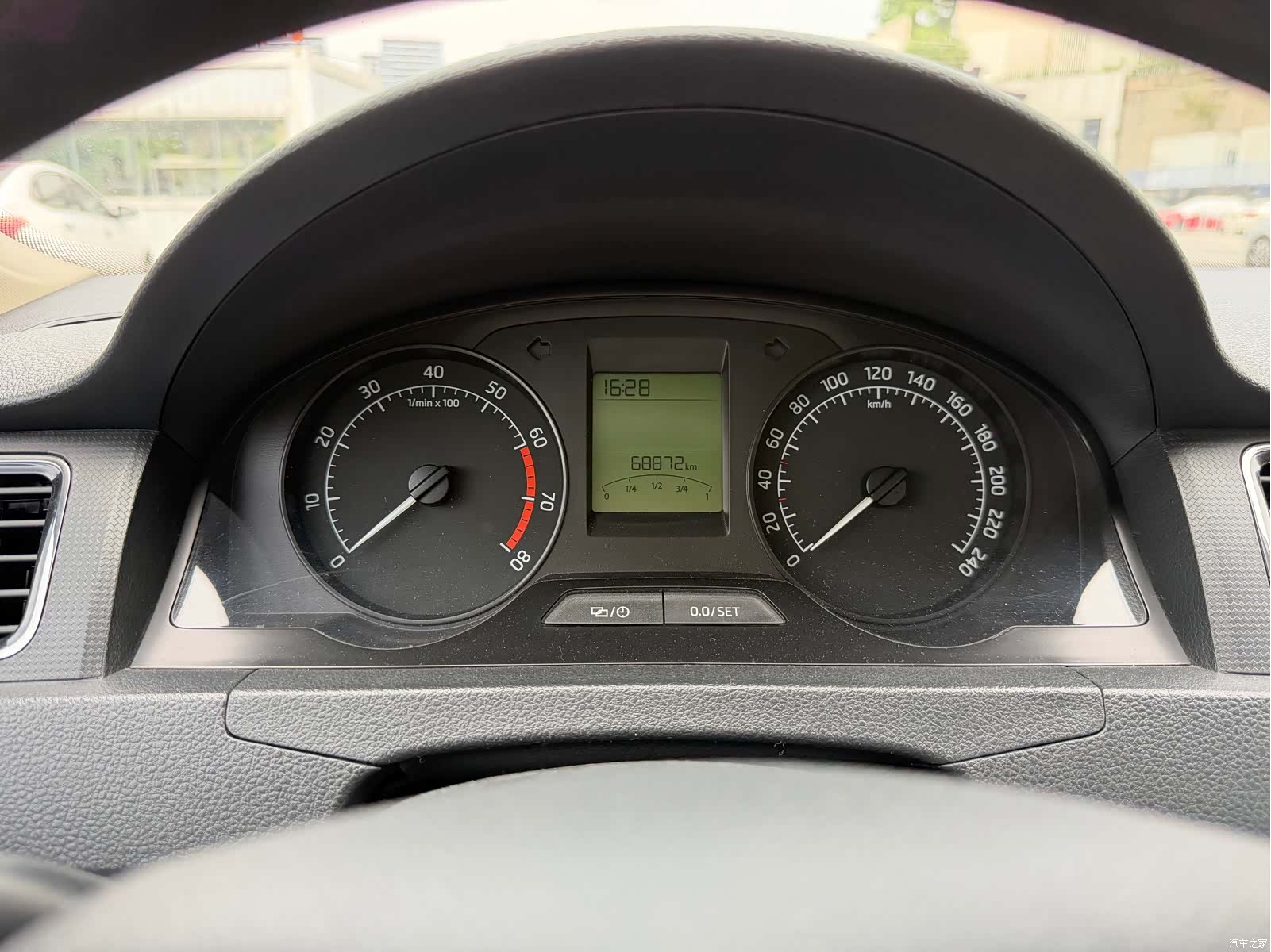 Skoda Rapid, 2017 13