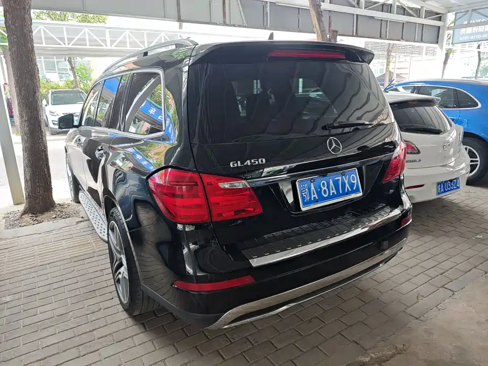 Mercedes-Benz GL grade