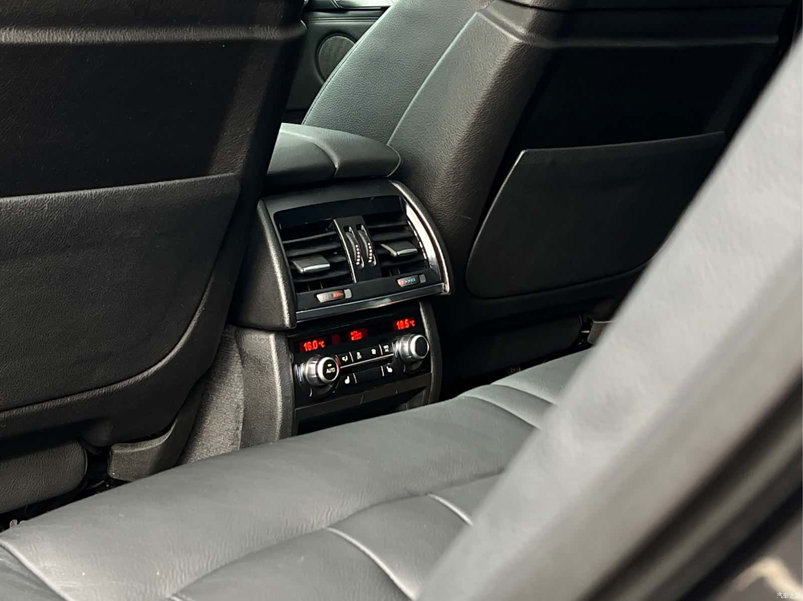 BMW X5, 2014 9