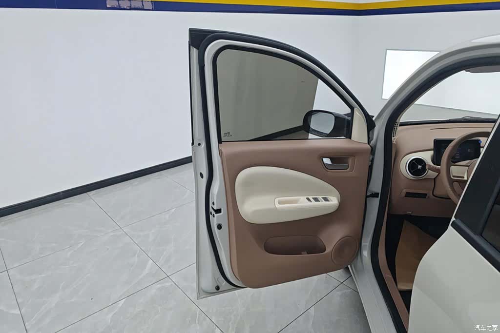 Wuling MINIEV, 2025 7