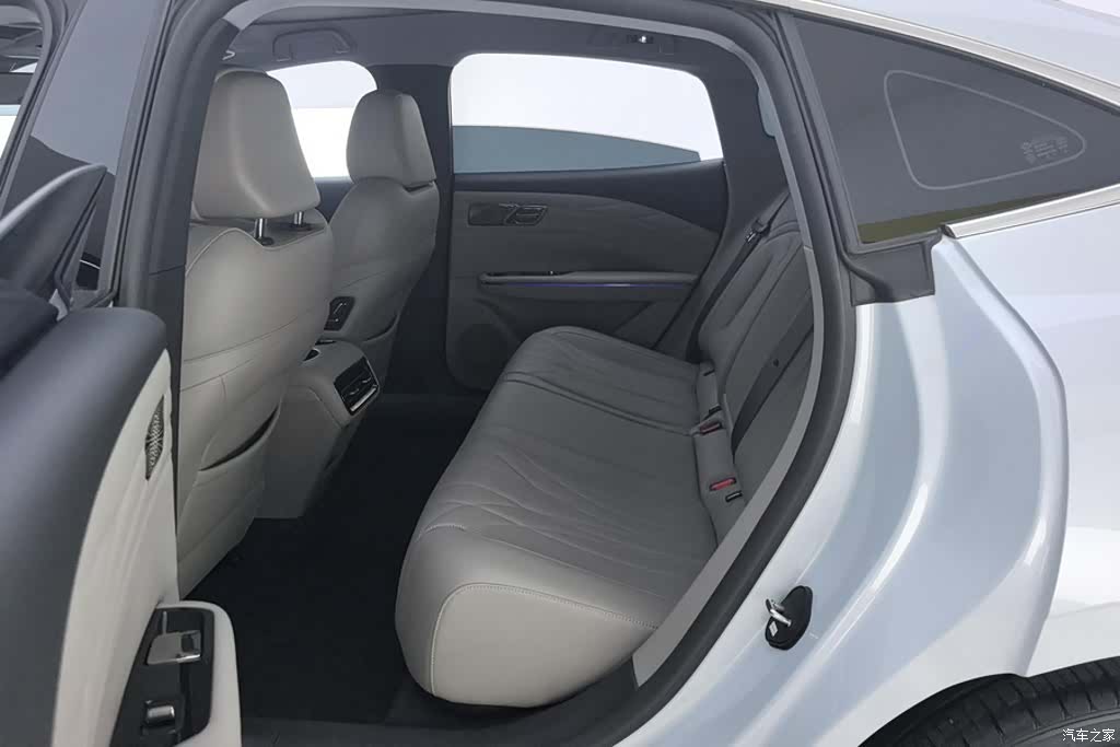 Geely 8, 2026 11