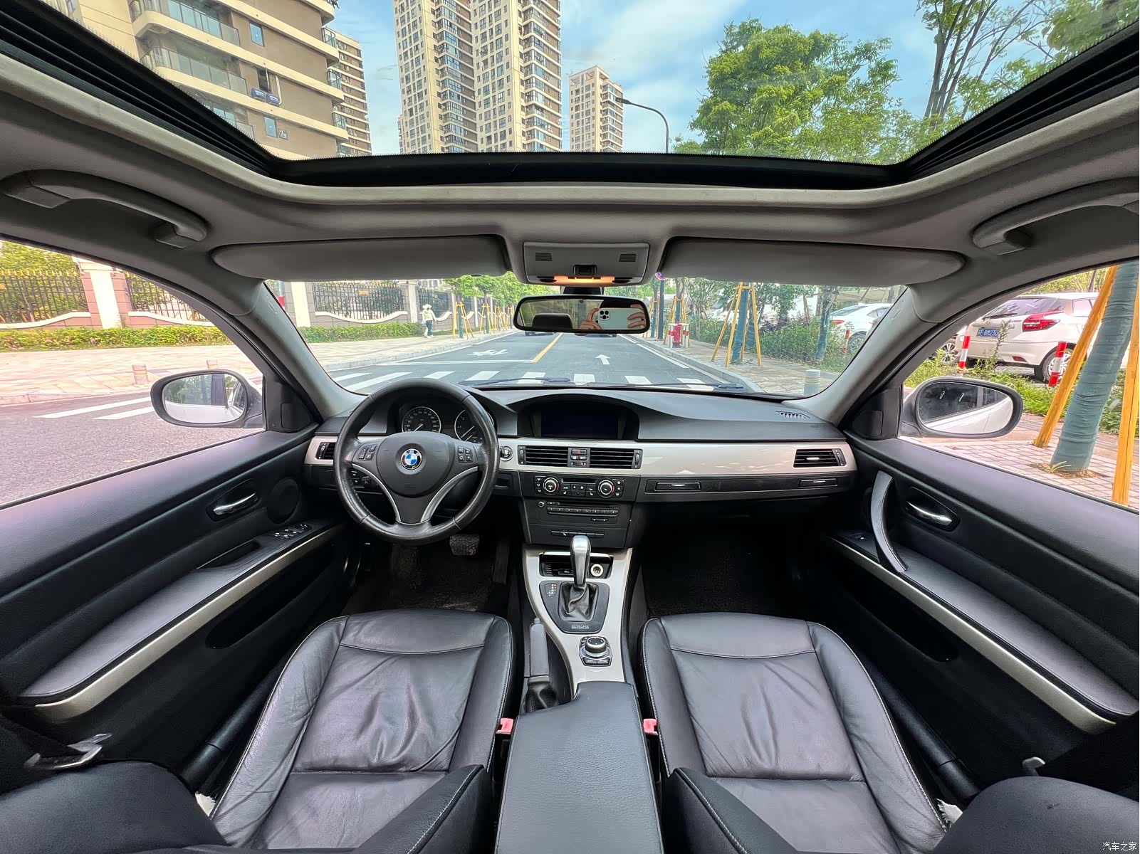 BMW 3 Series, 2012 10