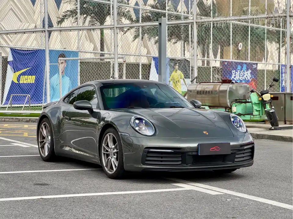Porsche 911