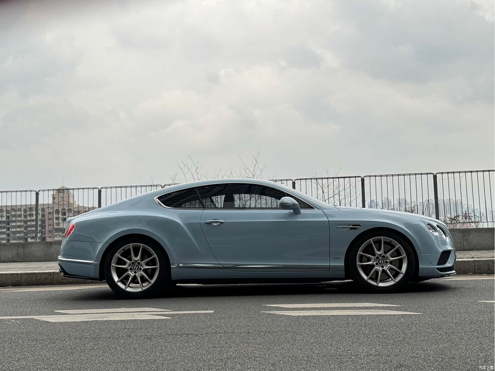 Bentley Continental GT, 2019 19