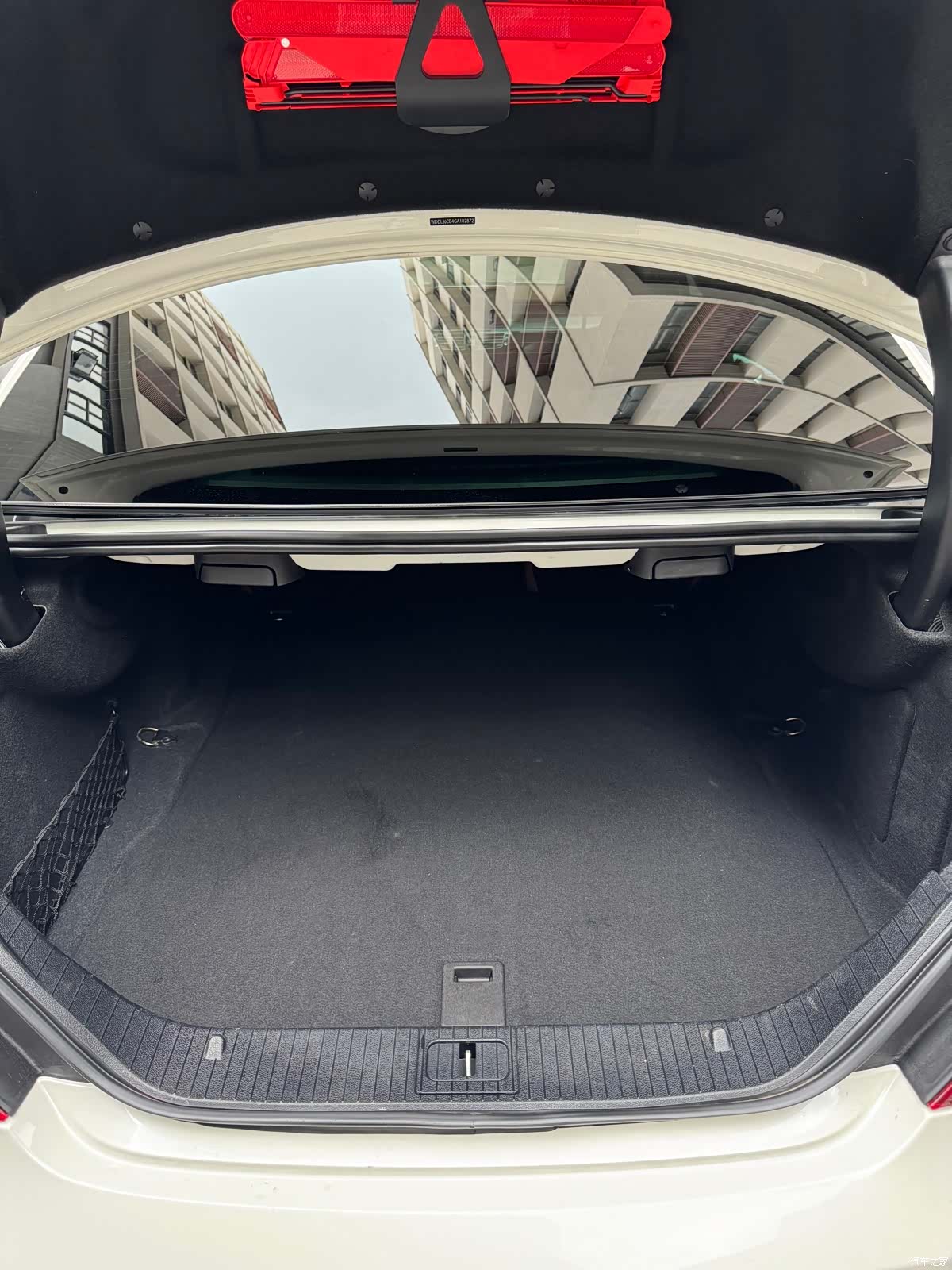 Mercedes-Benz CLS, 2016 20