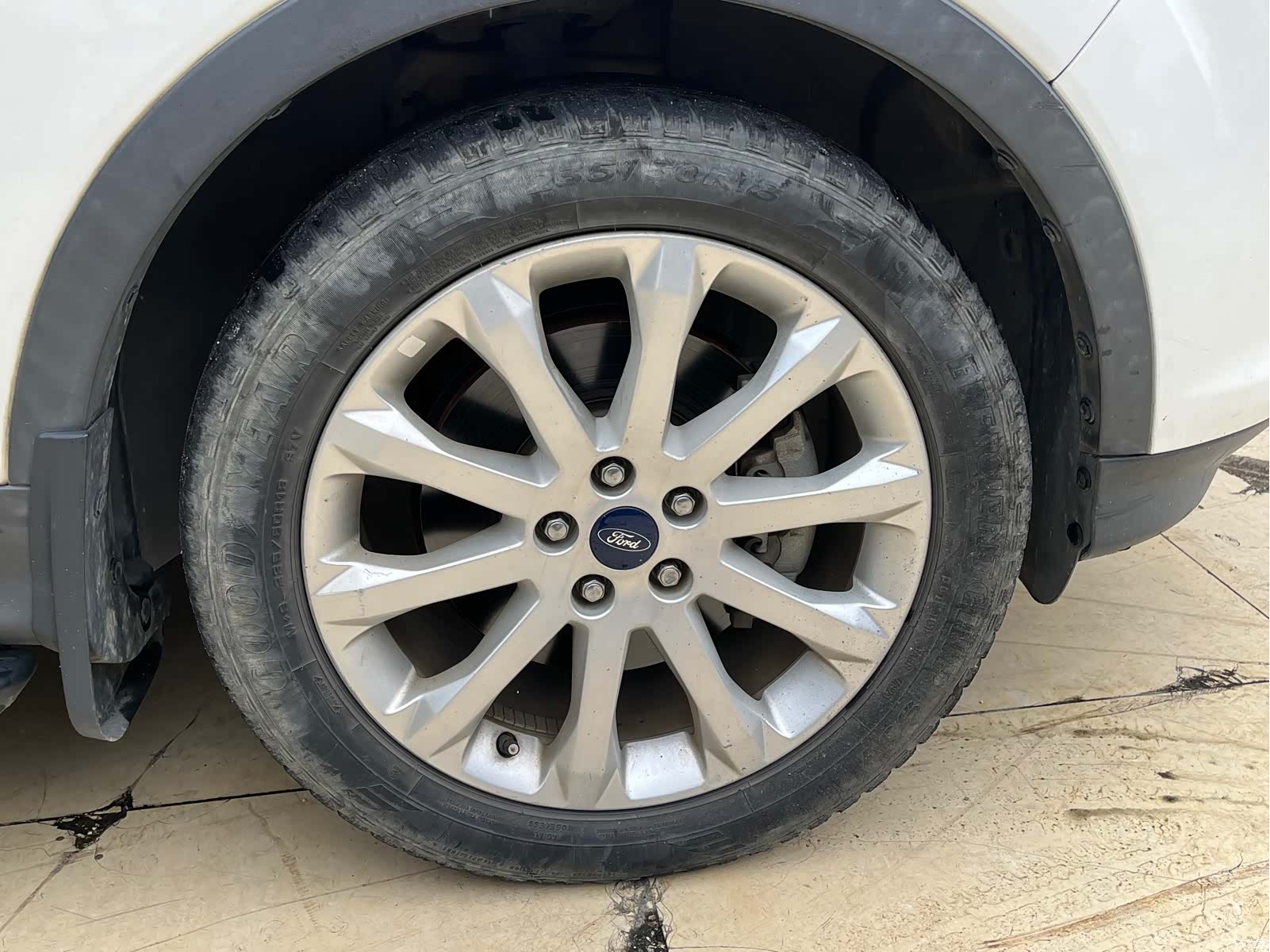 Ford Kuga, 2016 23