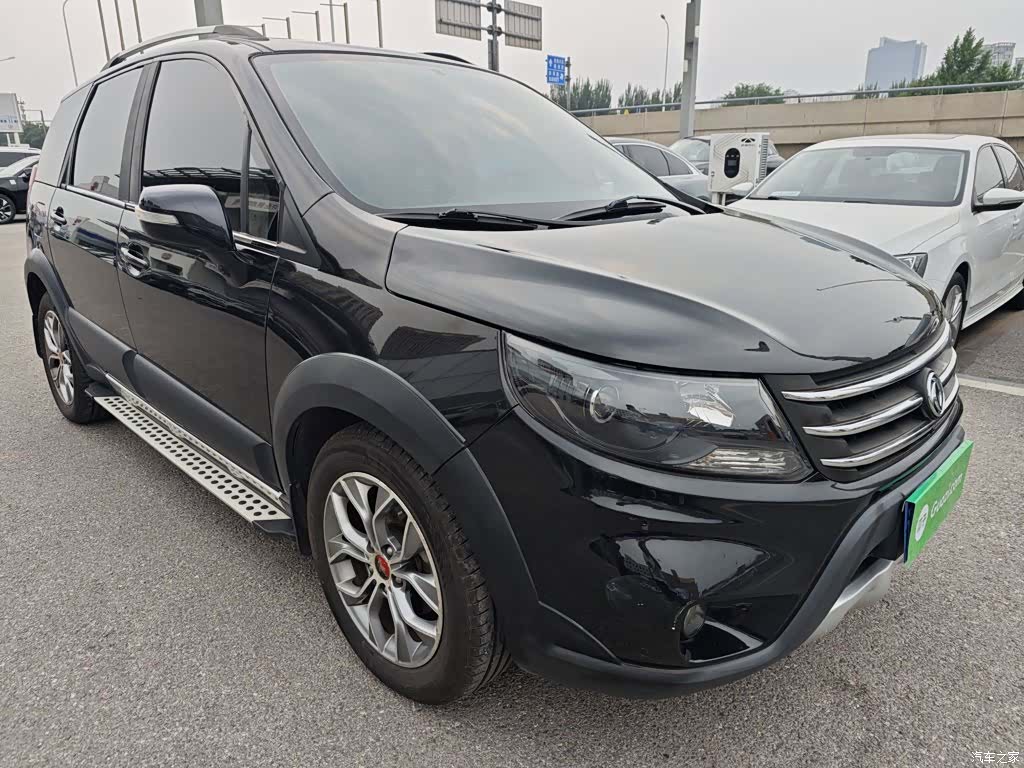 DongFeng X5, 2016 11