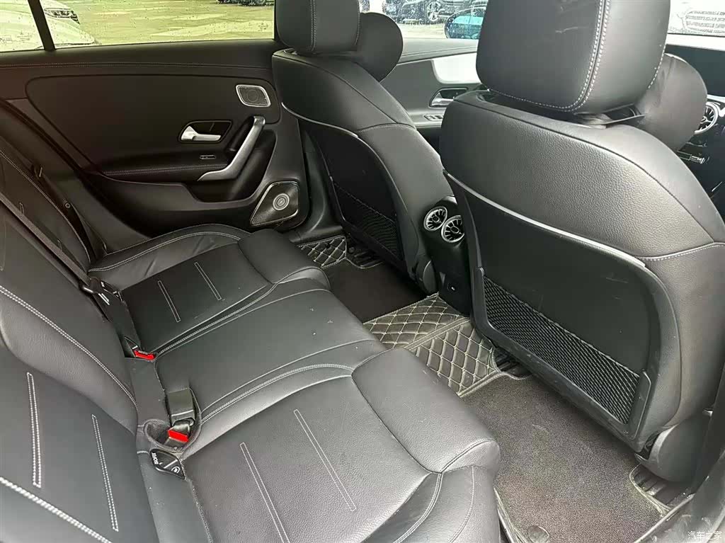Mercedes-Benz A-Class, 2025 16