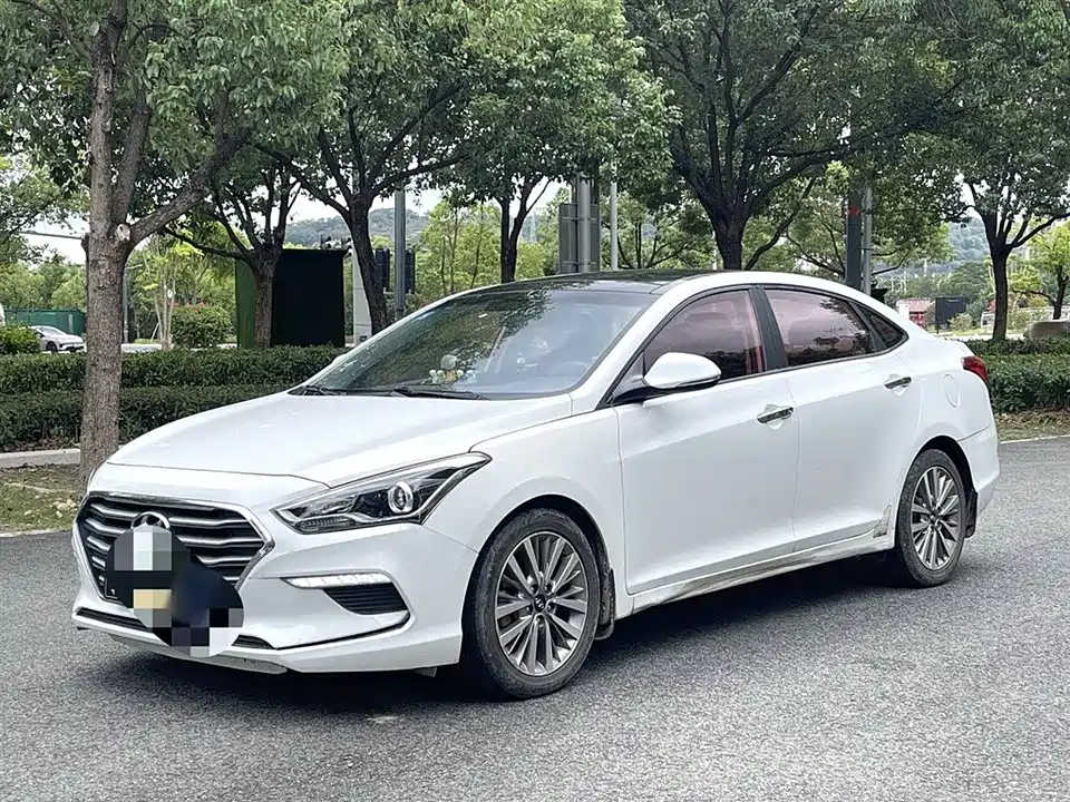 Hyundai Name picture