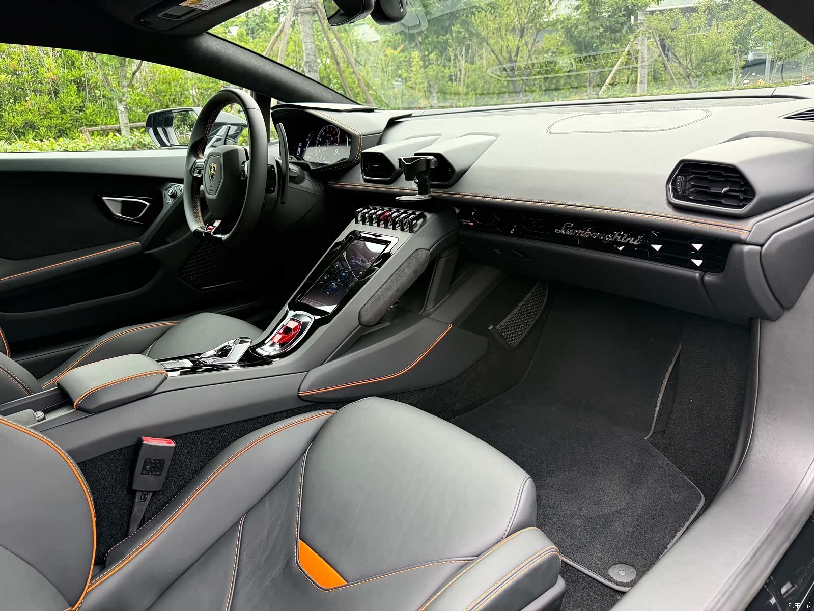 Lamborghini Huracán, 2023 14