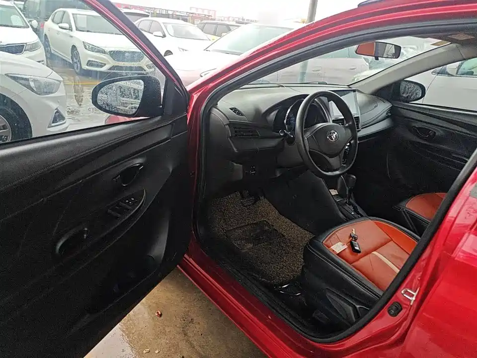 Toyota YARiS L Zhixuan