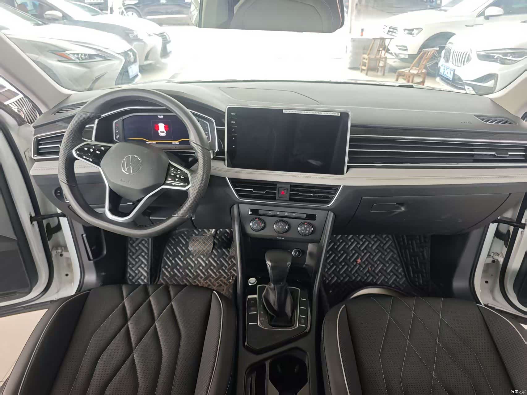 Volkswagen Tiguan L, 2022 9