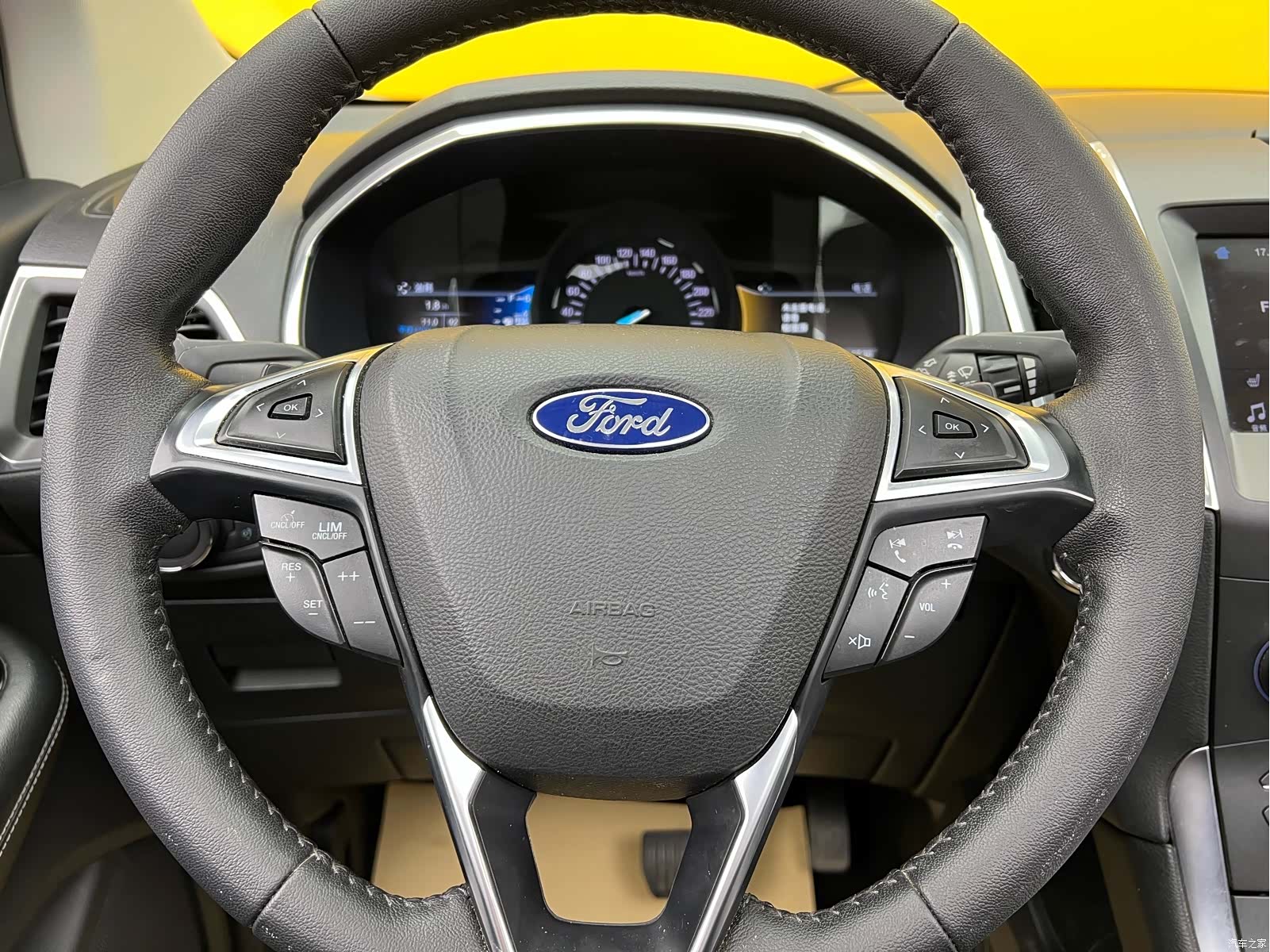 Ford Edge, 2020 11