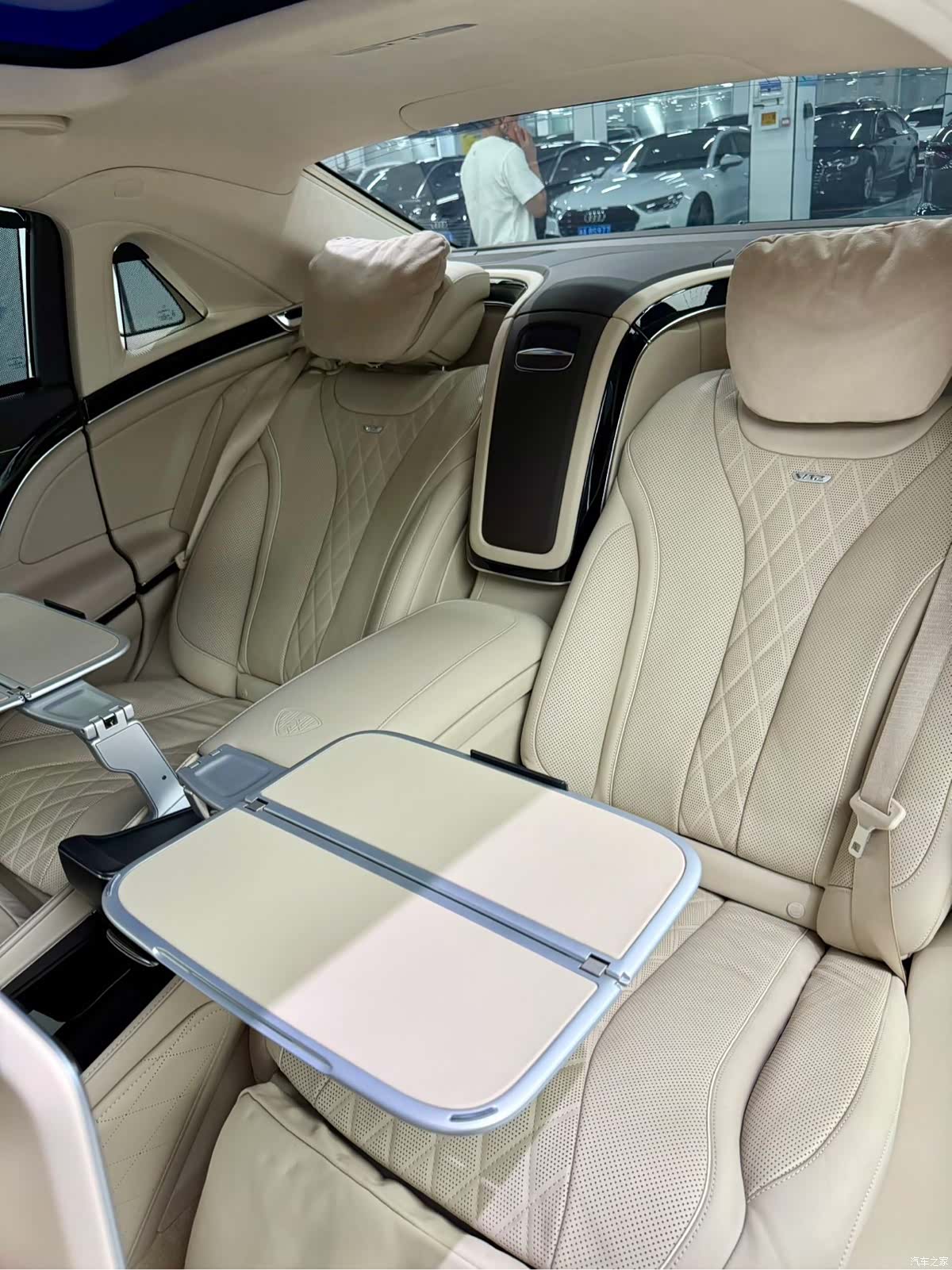 Maybach S-Class, 2018 15