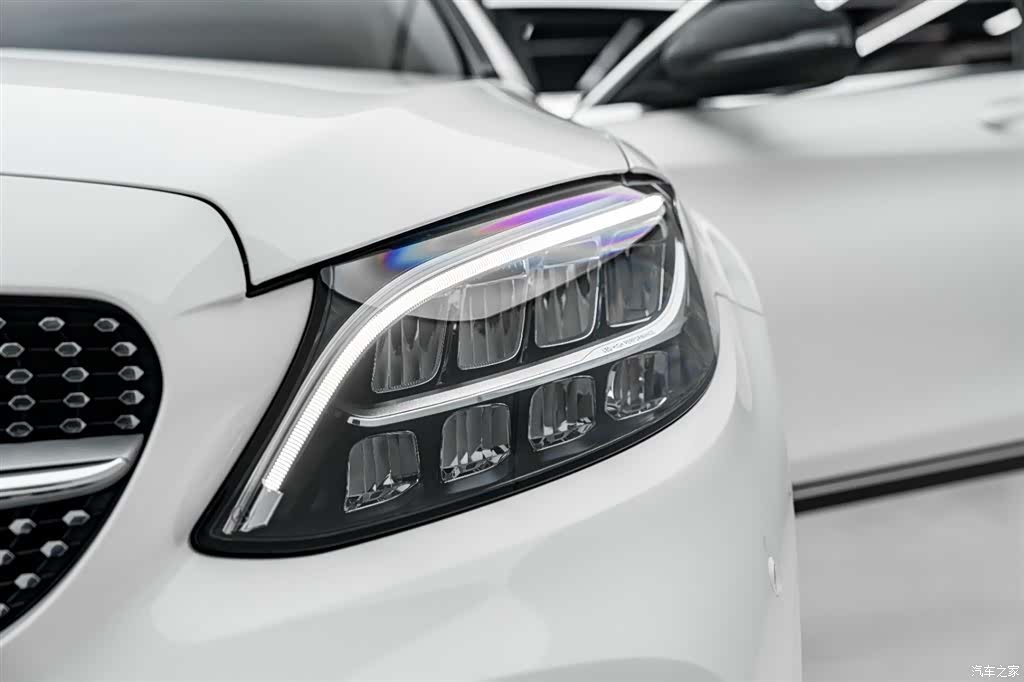 Mercedes-Benz C-Class, 2021 35