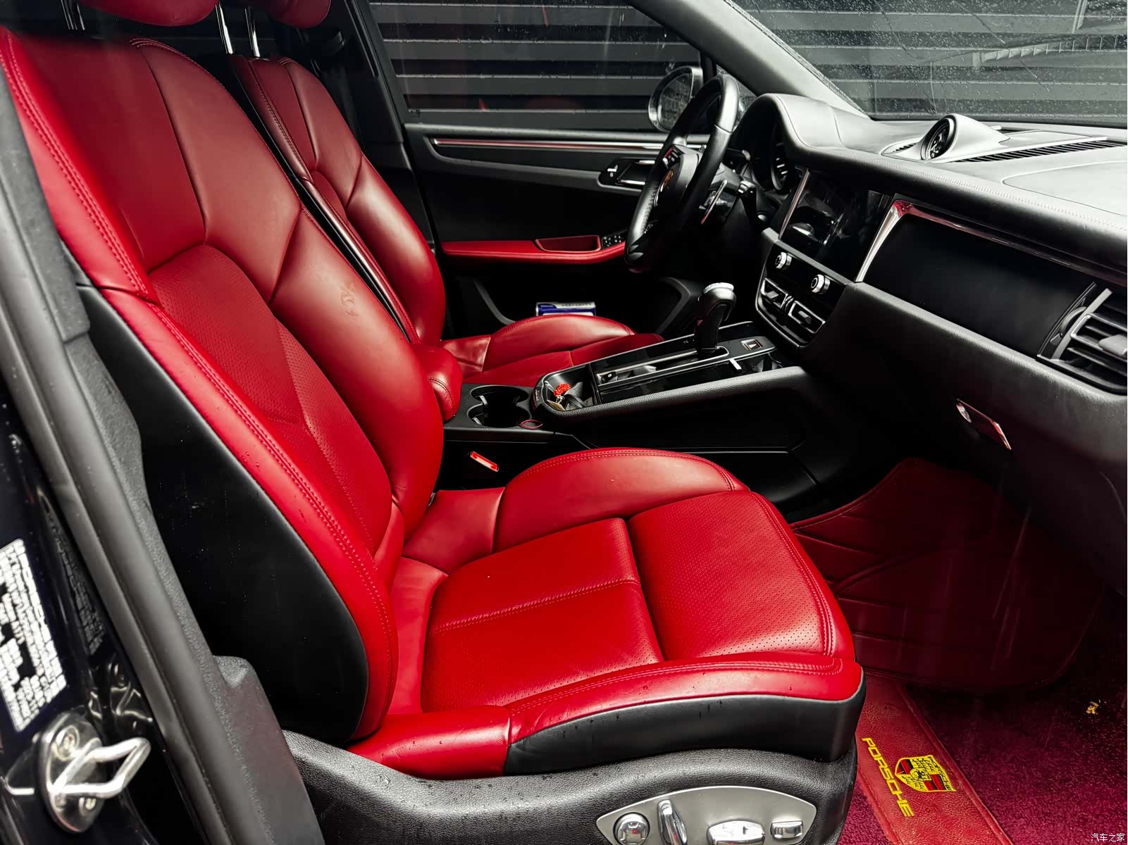 Porsche Macan, 2024 12