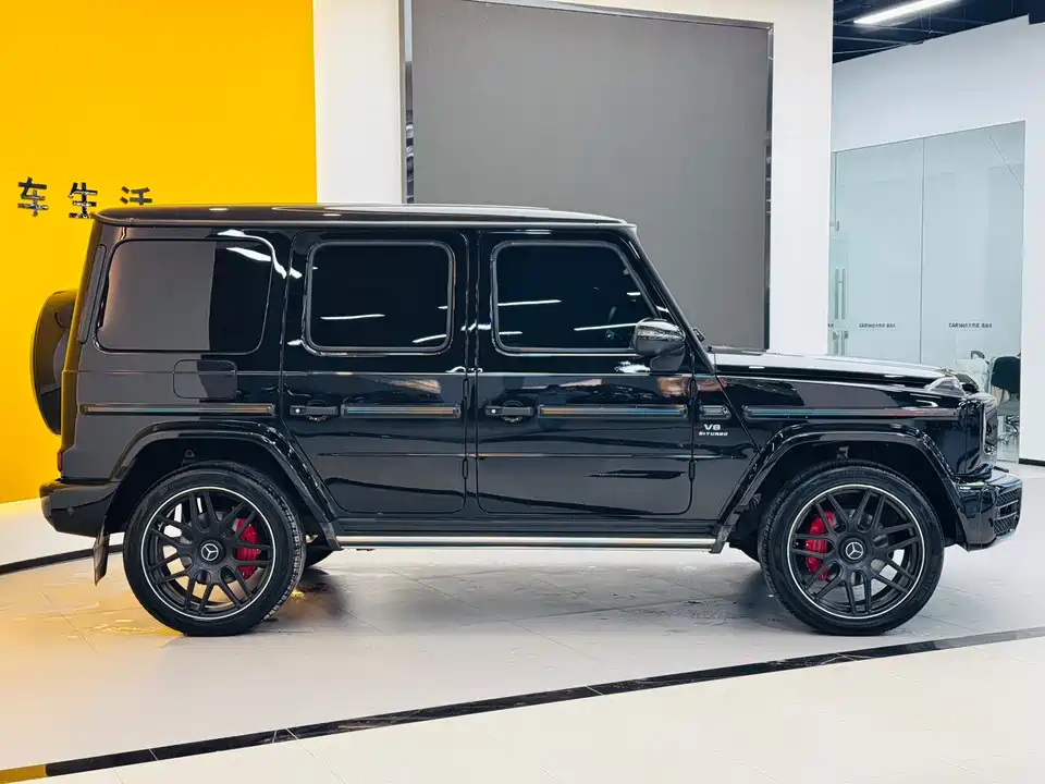 Mercedes-Benz G-class