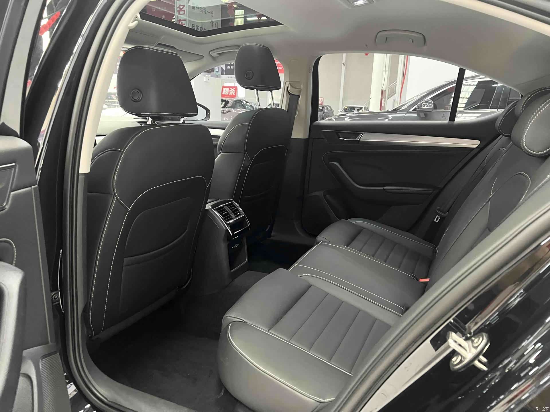 Skoda Superb, 2024 10