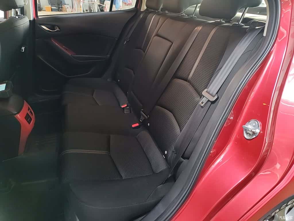 Mazda Mazda3, 2019 17