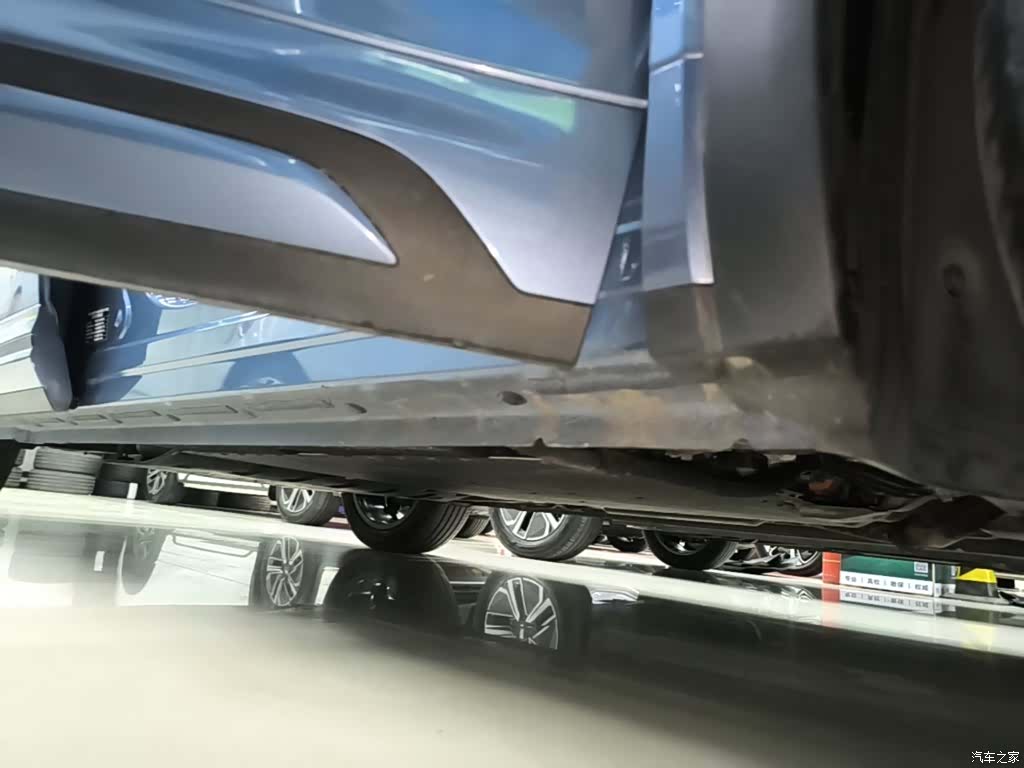 Geely 7, 2025 21