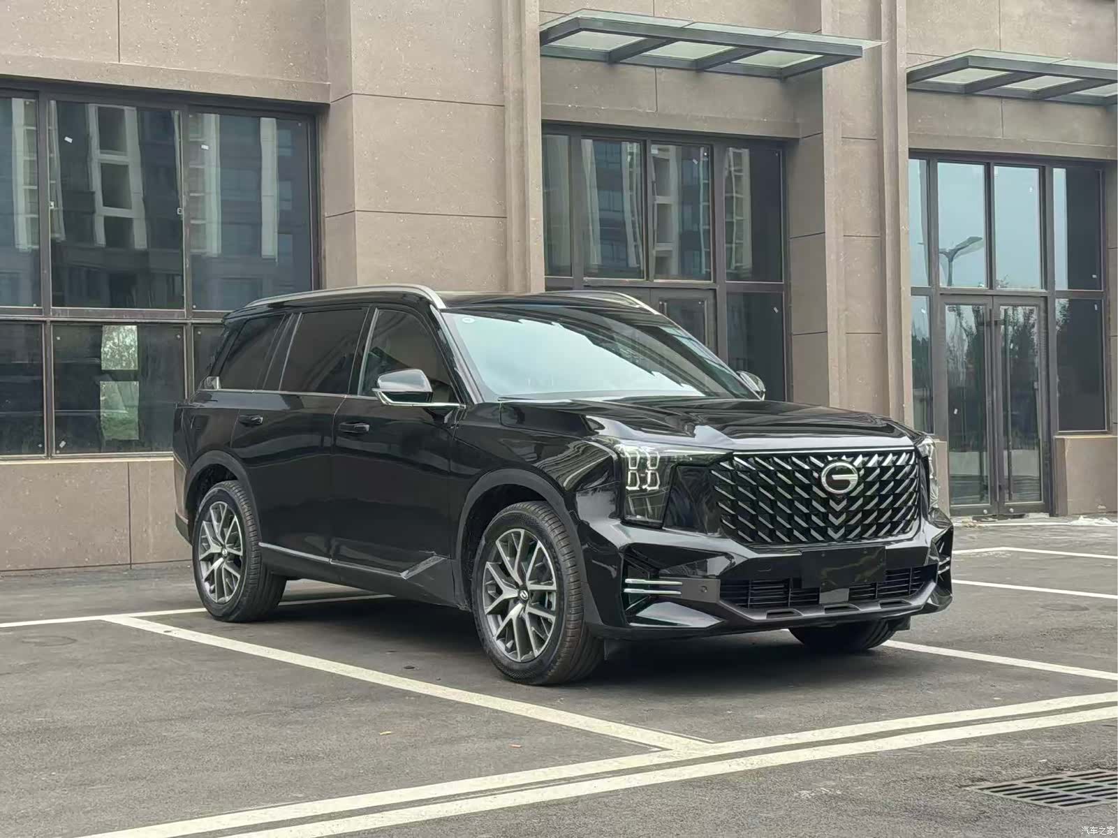 Trumpchi GS8, 1900 1