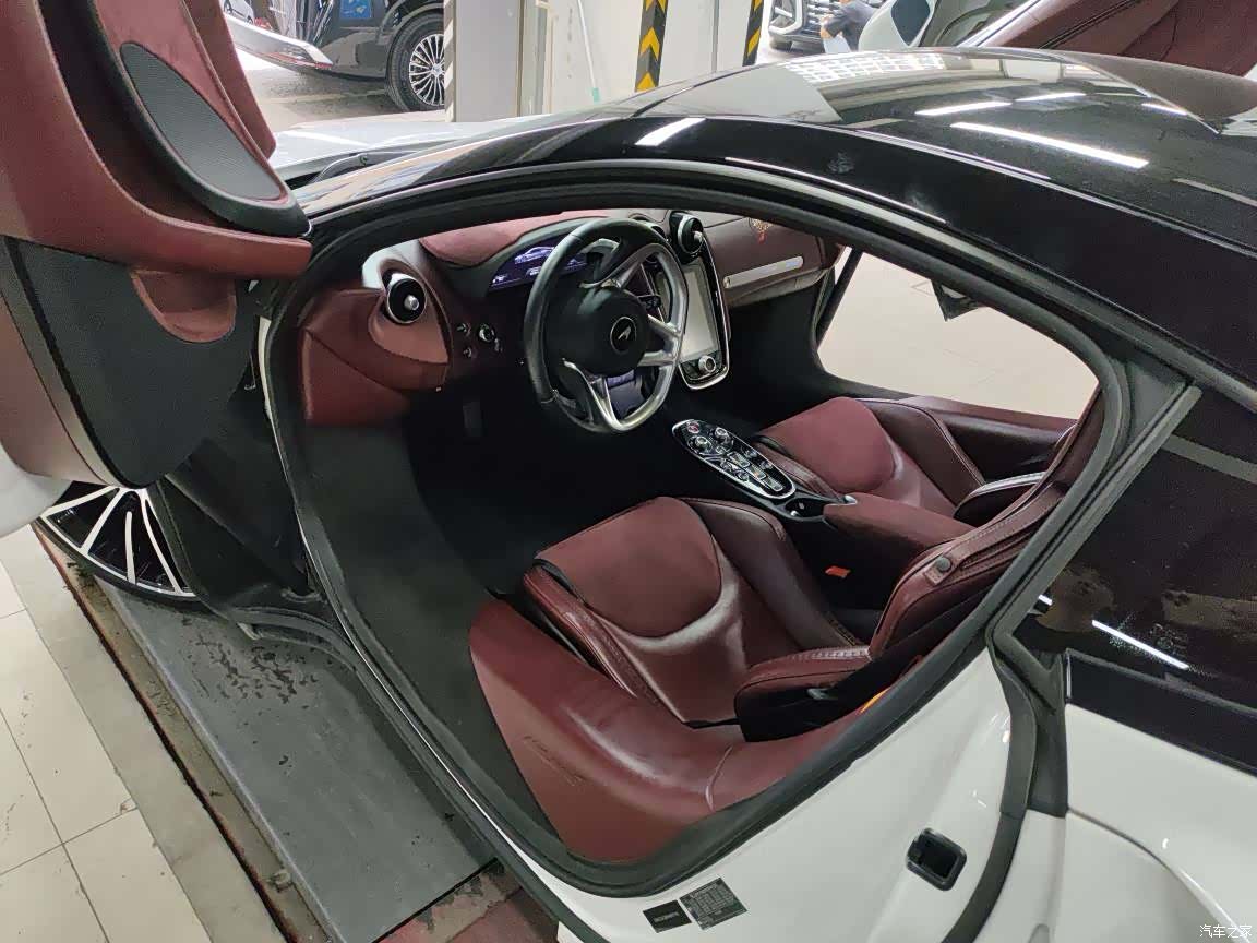 McLaren GT, 2022 все фото