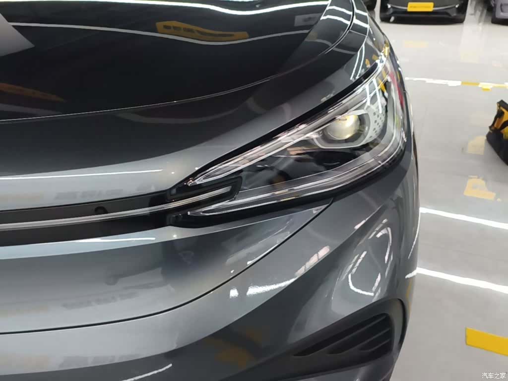 Volkswagen ID.4, 2023 24