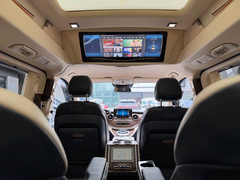 Mercedes-Benz V-class