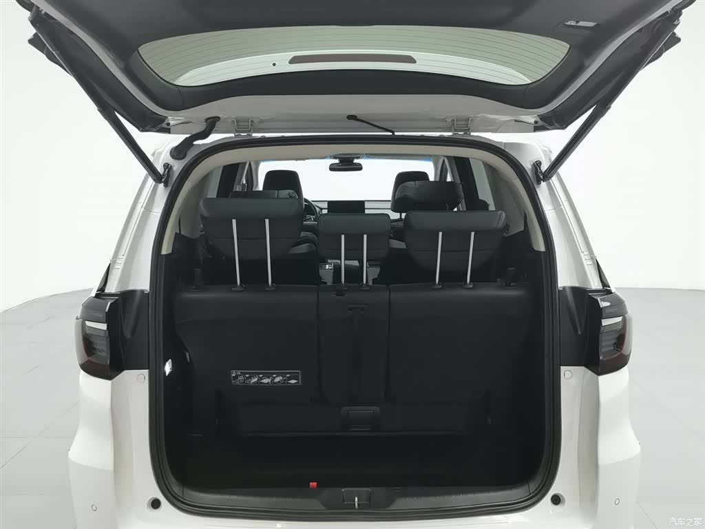 Honda Elysion, 2022 16