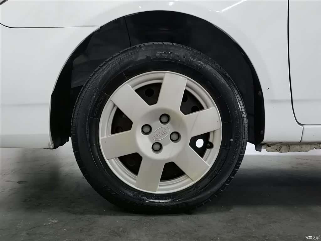 BYD F3, 2015 17