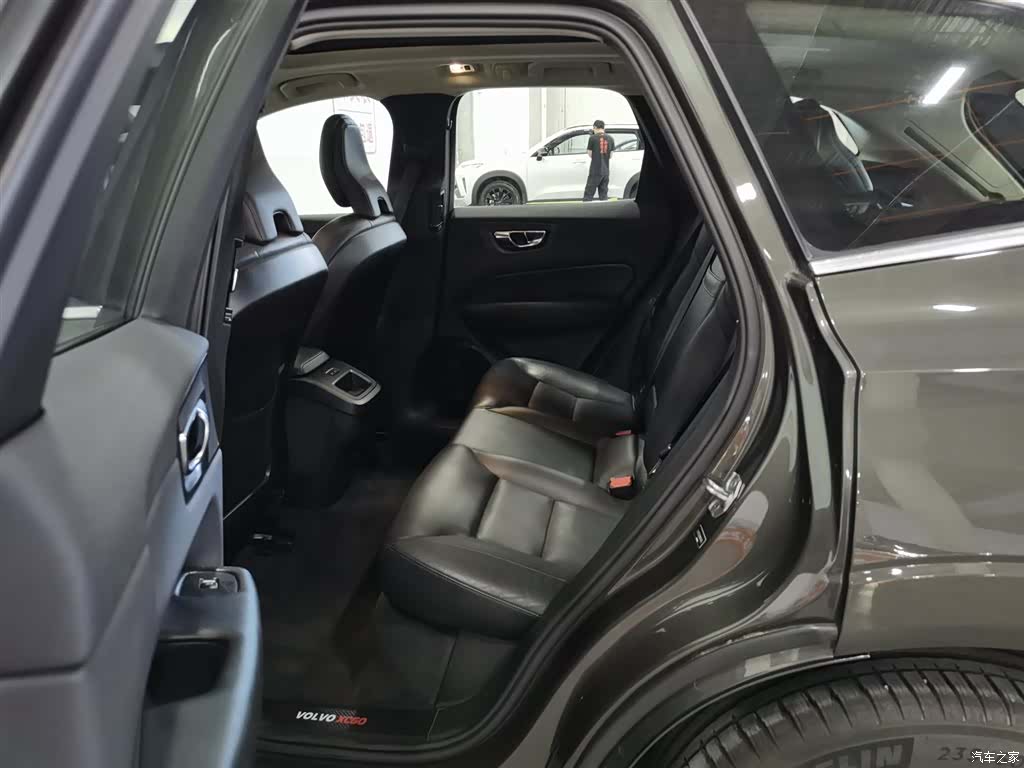 Volvo XC60, 2020 15