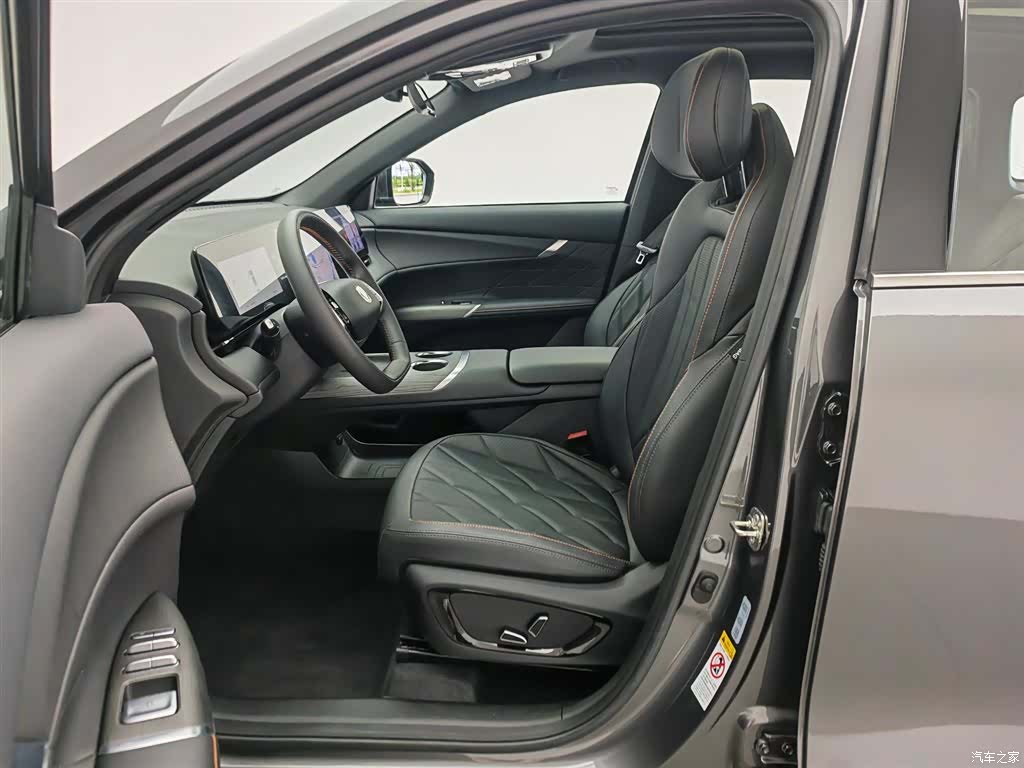 Changan CS75, 2025 10