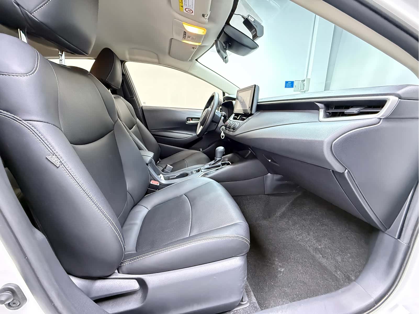 Toyota Corolla, 2022 12