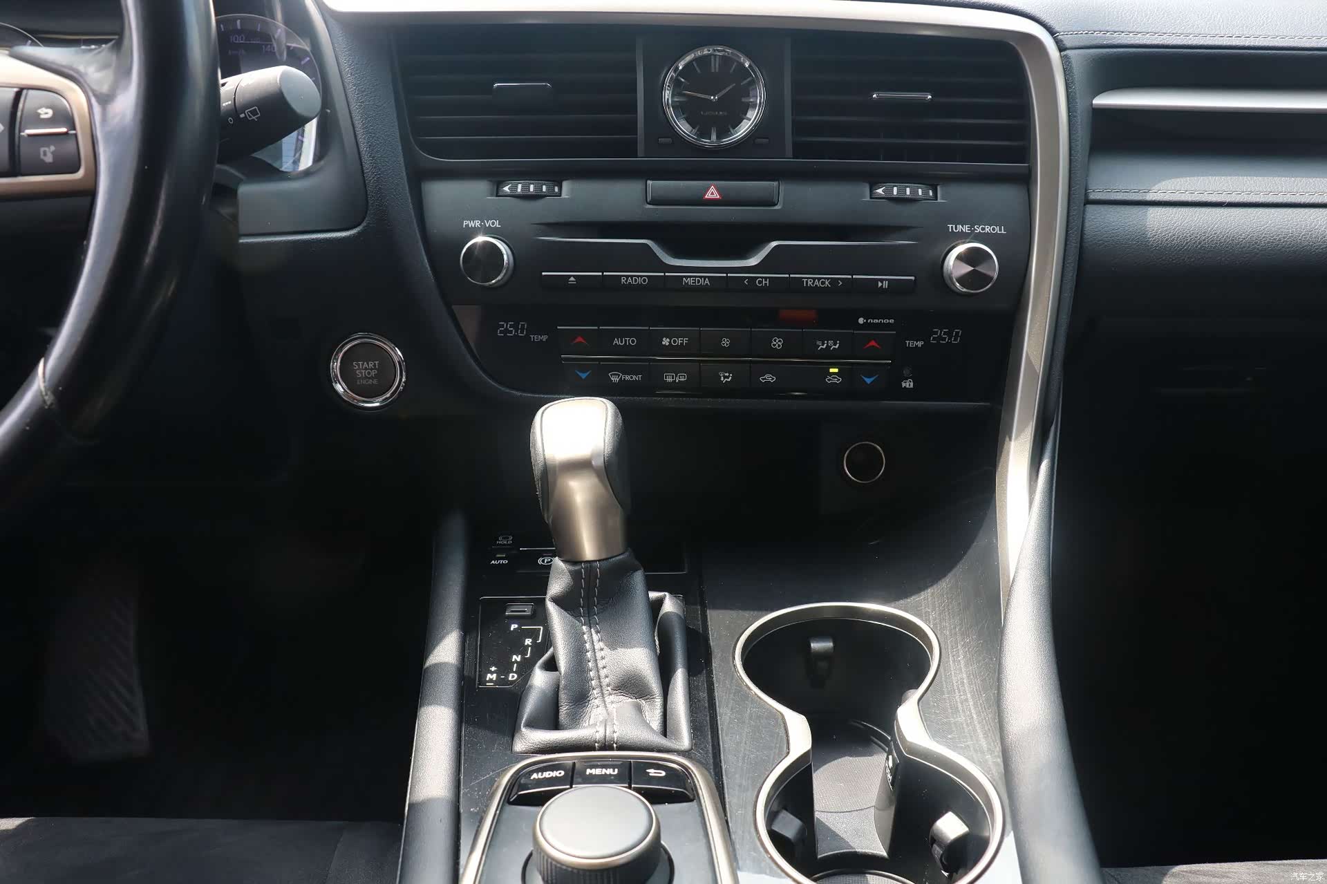 Lexus RX, 2016 13