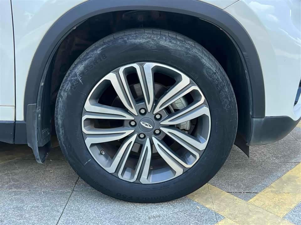 Chery Tiggo 8