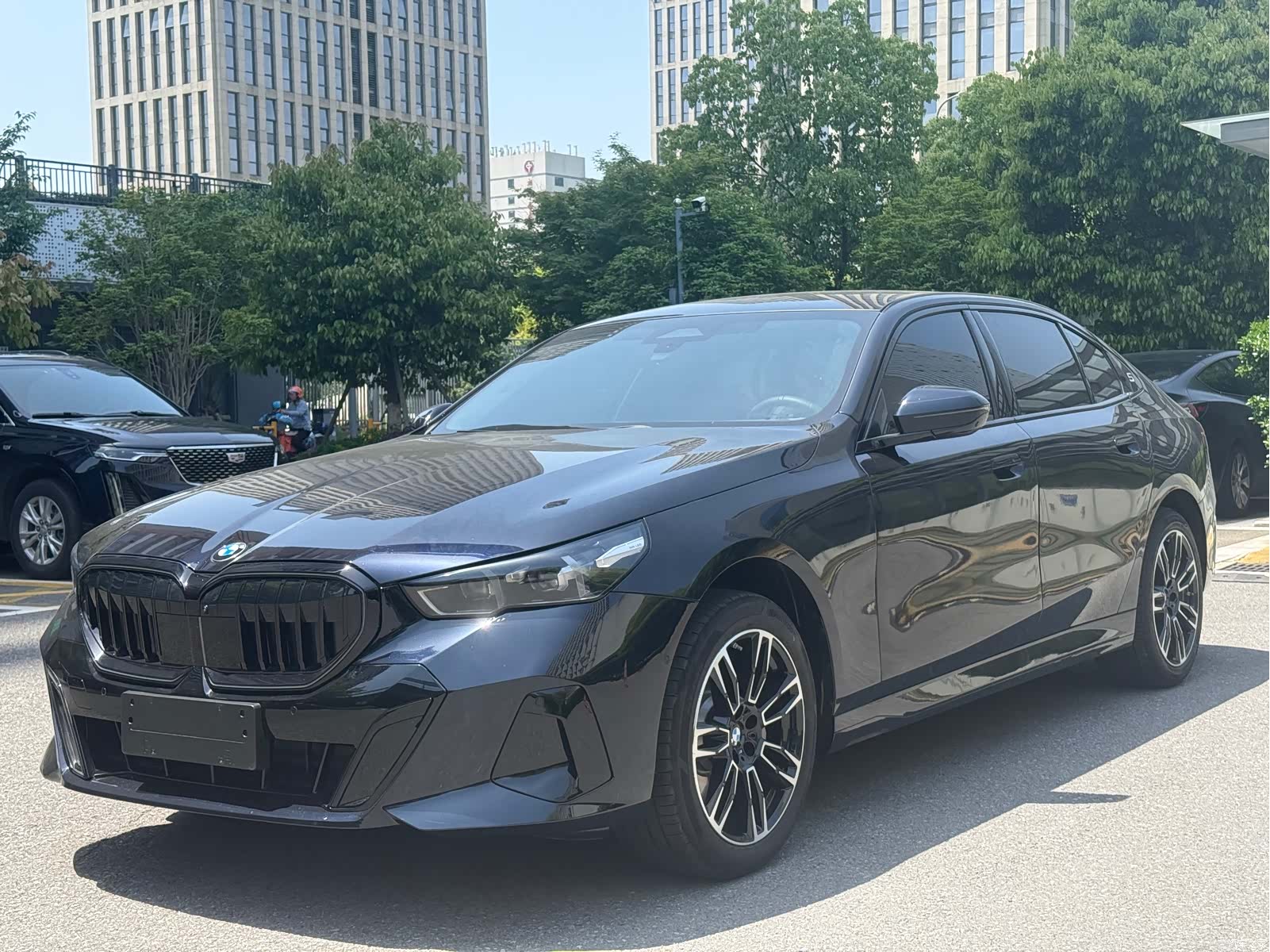 BMW 5 Series, 2025 1
