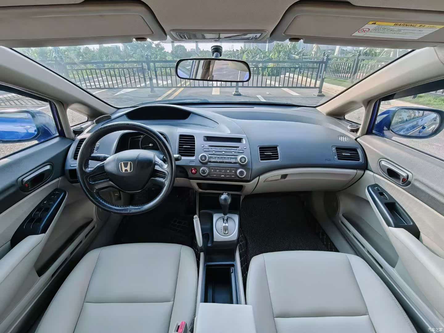 Honda Civic, 2011 все фото