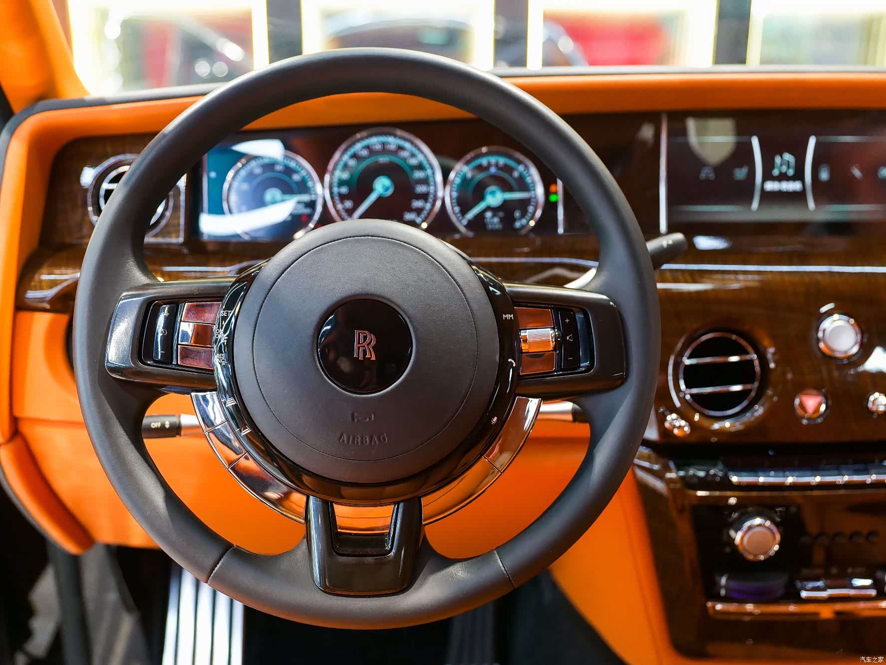 Rolls-Royce Phantom, 2014 16