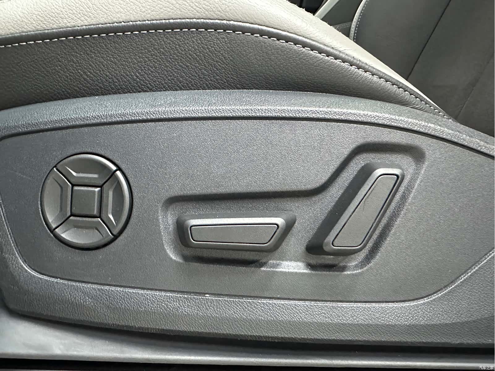 Audi Q3, 2022 20