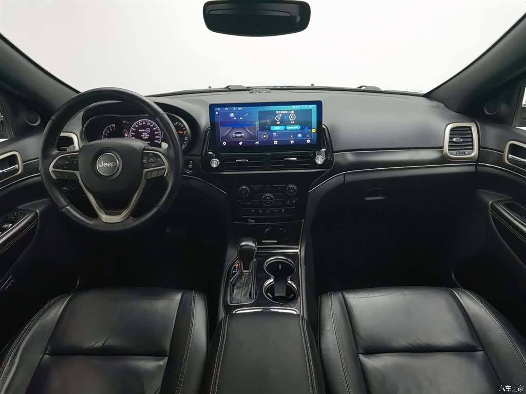 Jeep Grand Cherokee, 2017 все фото