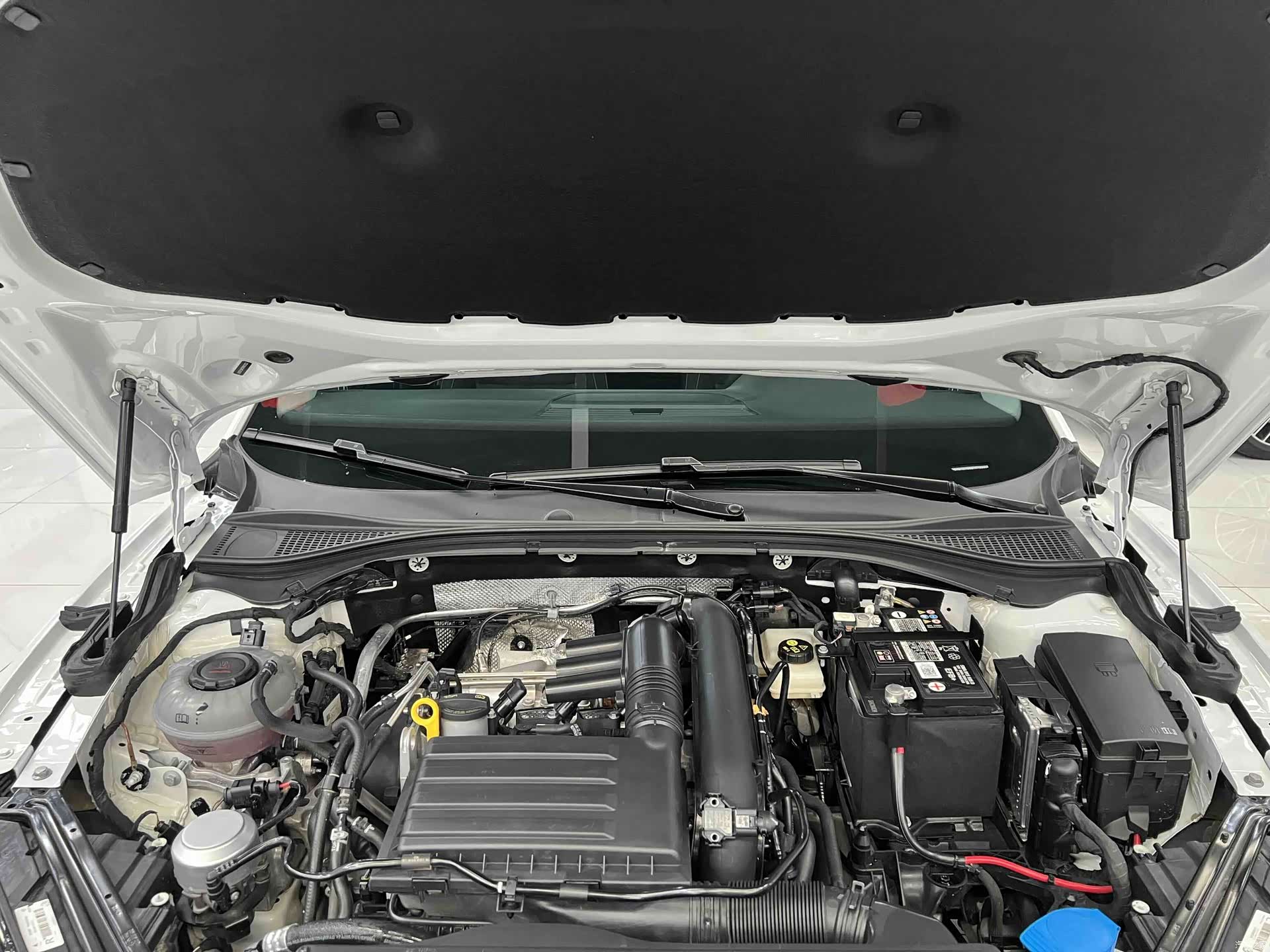 Skoda Superb, 2023 16