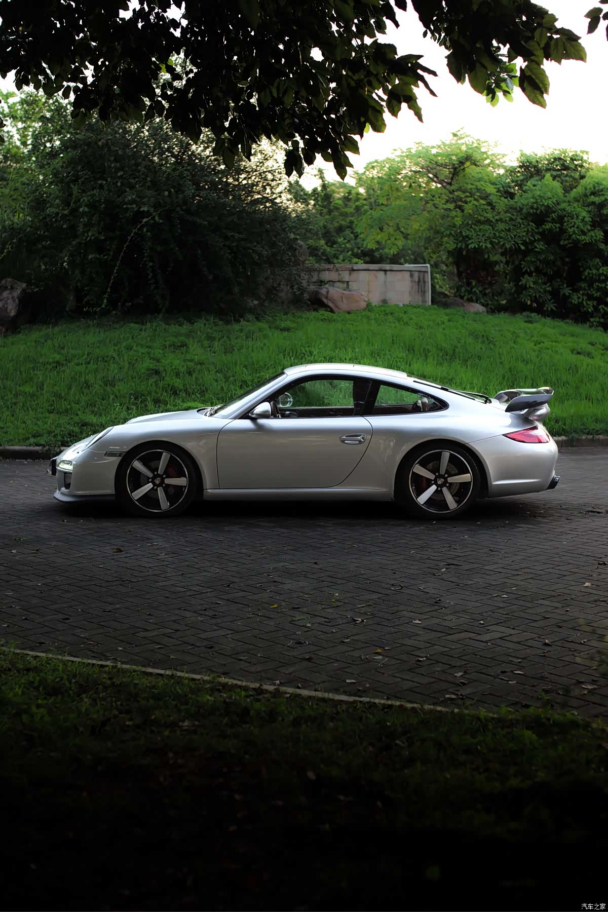Porsche 911, 2009 3