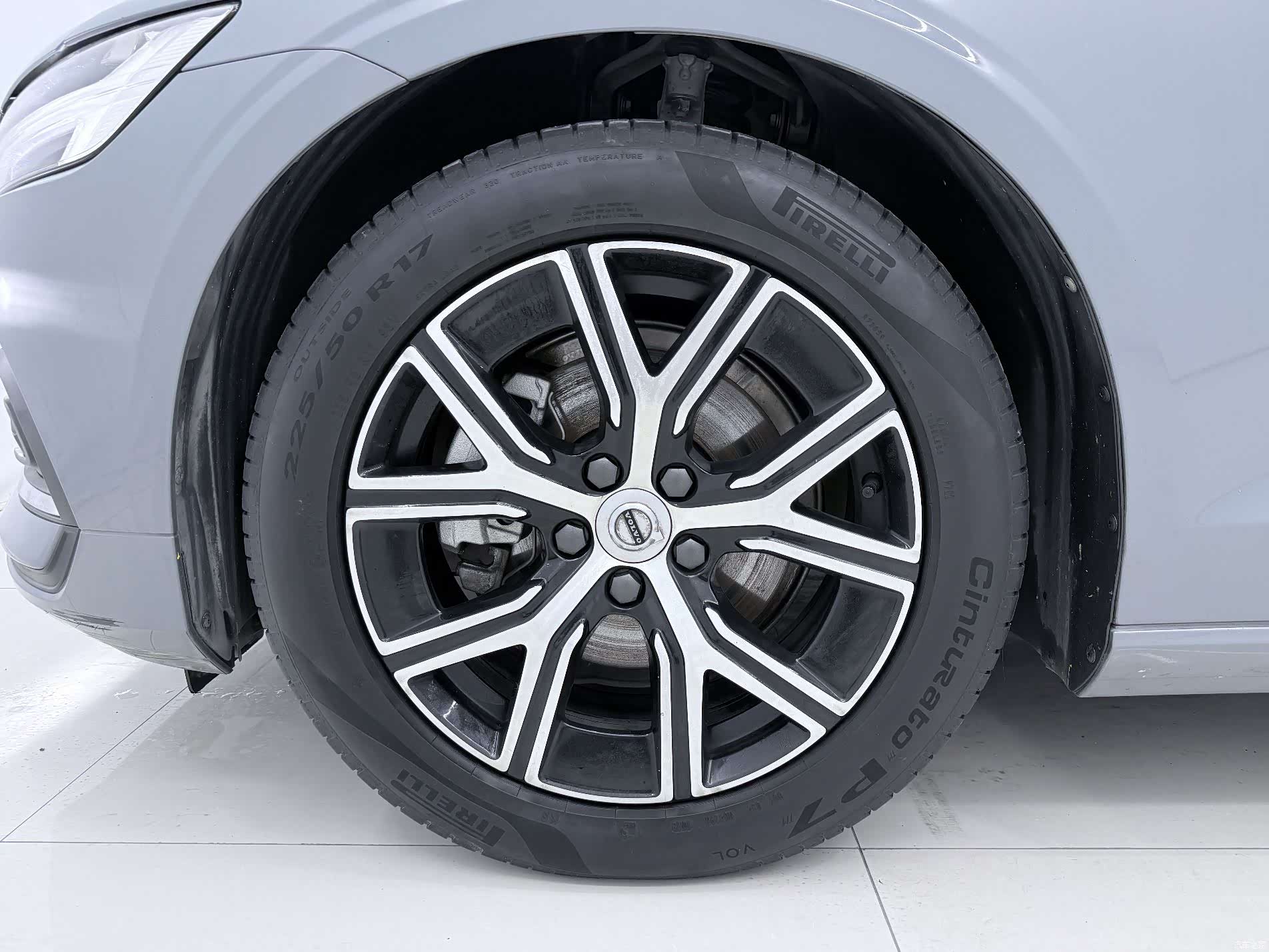 Volvo S60, 2023 9