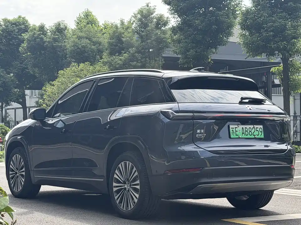 NIO ES7